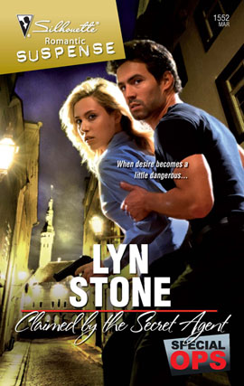 Cover image for Claimed by the Secret Agent